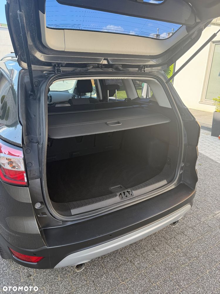 Ford Kuga 2.0 TDCi 2x4 Trend - 10