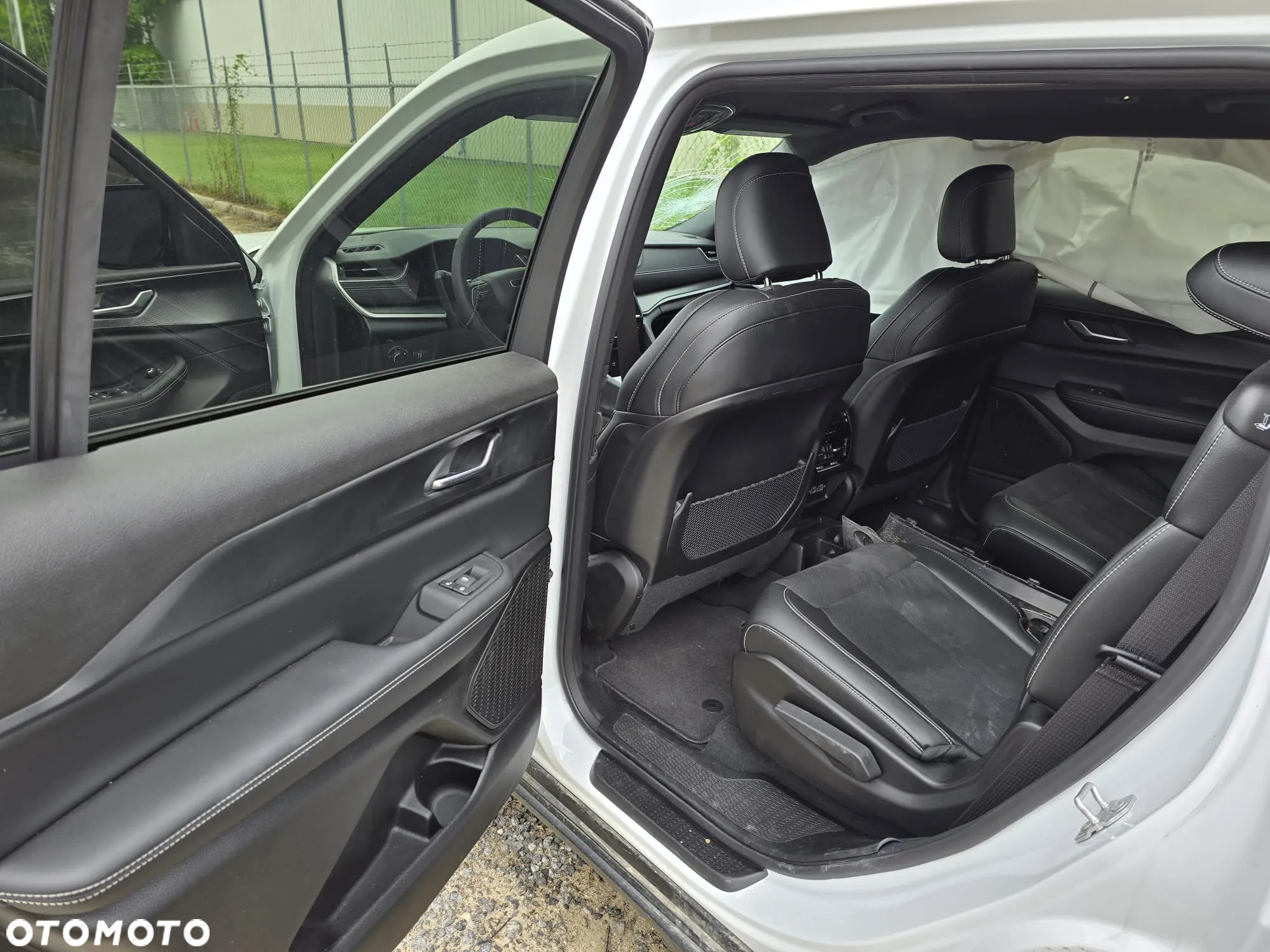 Jeep Grand Cherokee - 3