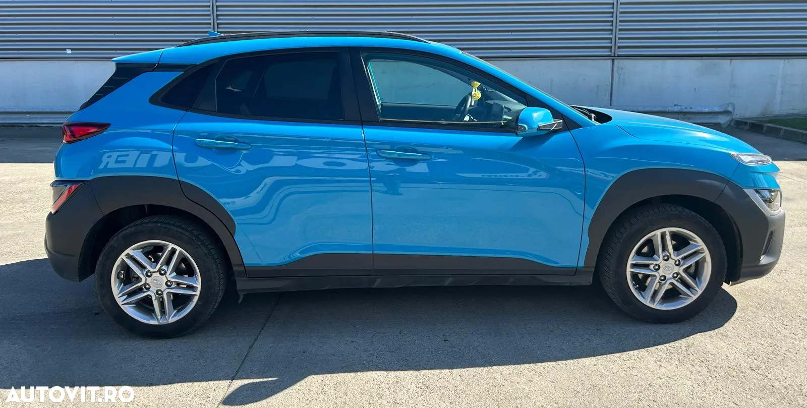 Hyundai KONA 1.0 T-GDI 2WD Highway - 2