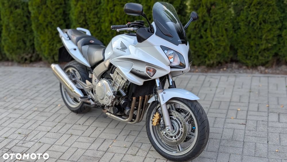 Honda CBF - 30