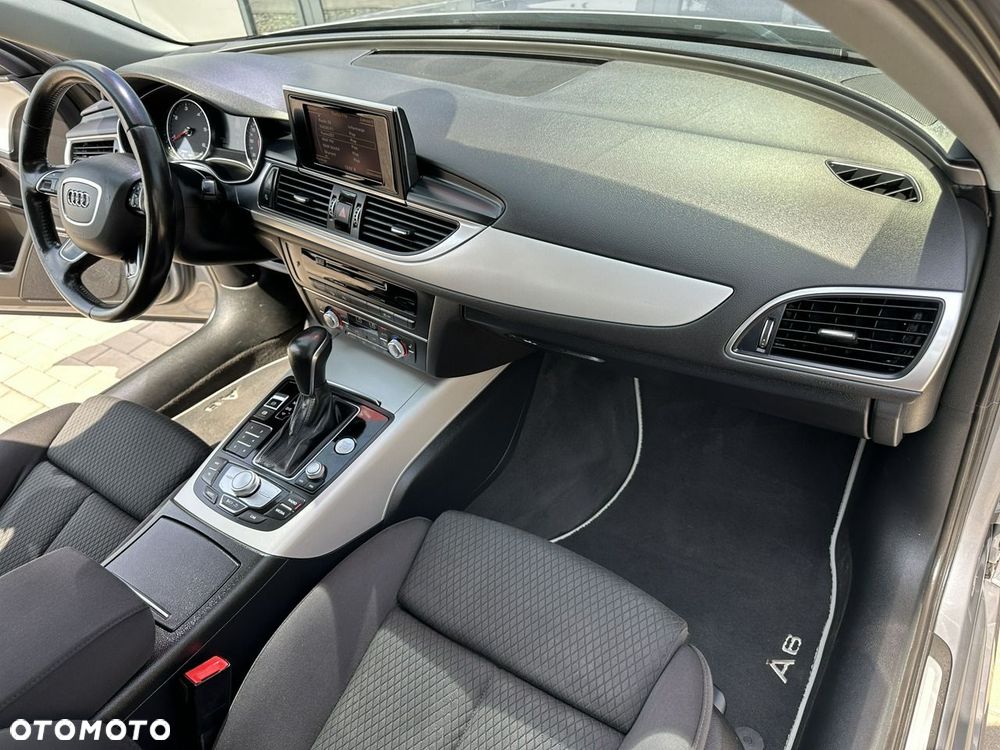 Audi A6 Avant 2.0 TDI Ultra S tronic - 15