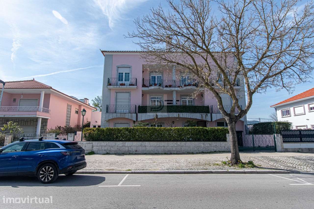 T5 Espaçoso com 242 m², Garagem Box e Elevador – Zona do Bonfim, Setúb - Grande imagem: 2/25