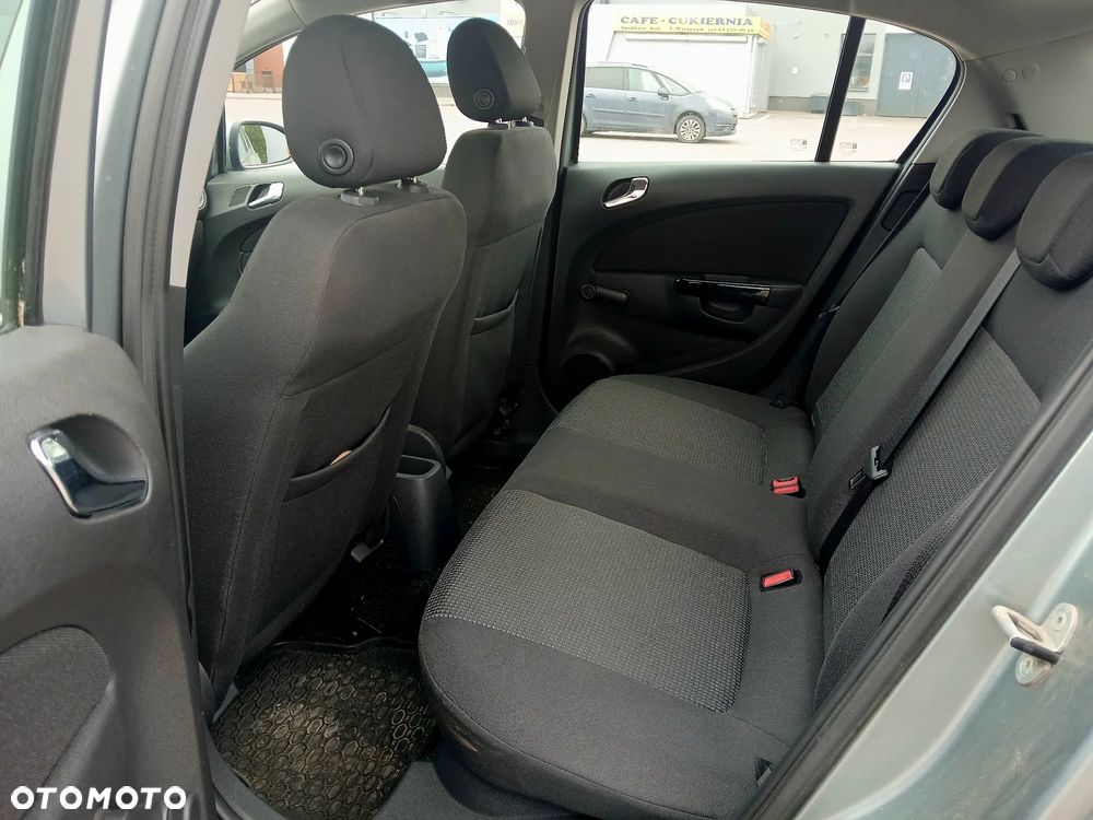 Opel Corsa 1.2 16V Enjoy - 8