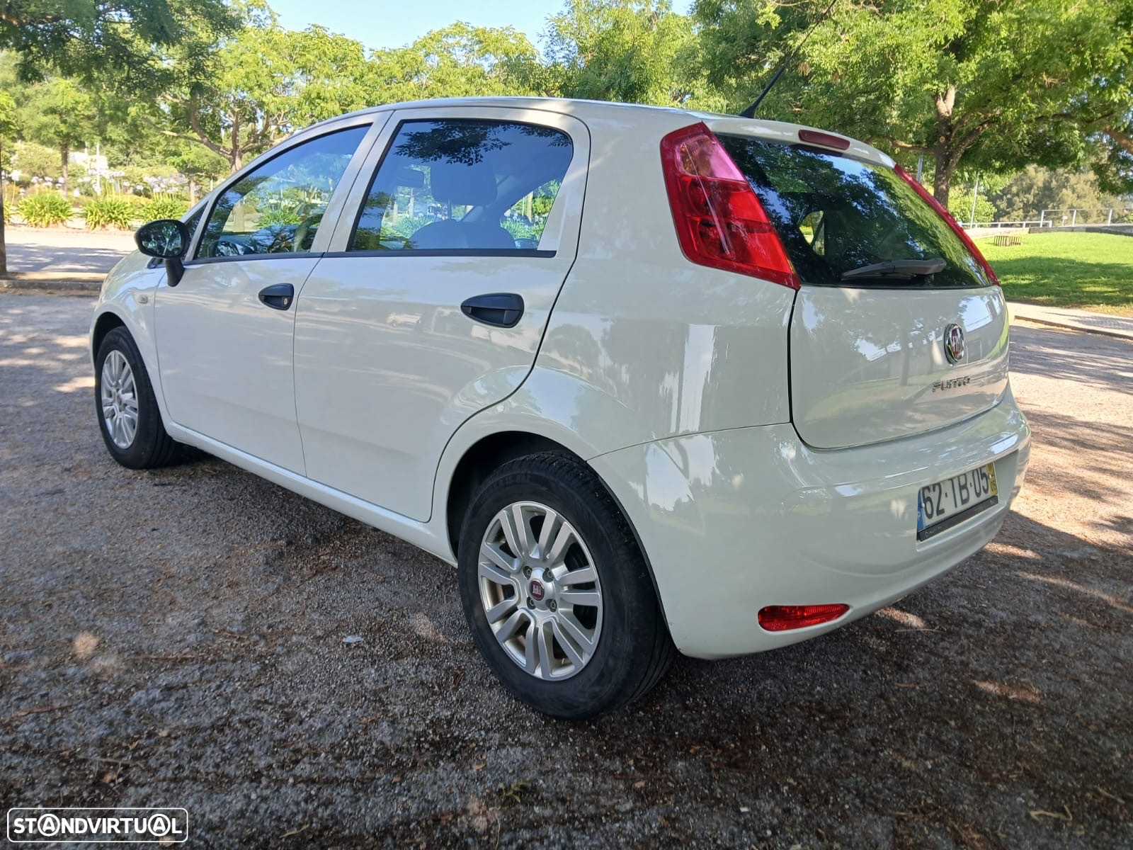 Fiat Punto 1.2 Lounge Start&Stop - 4
