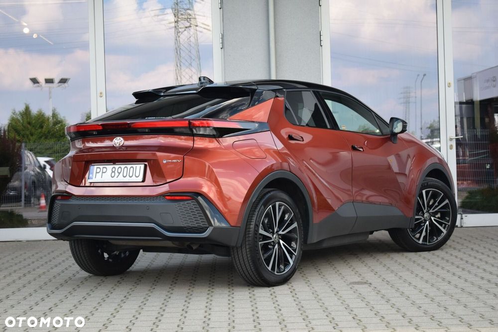 Toyota C-Hr 2025 photo 3