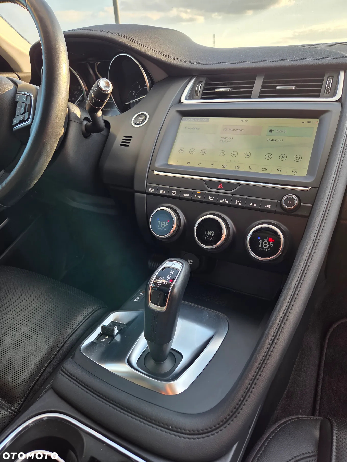Jaguar E-Pace P250 AWD S - 19