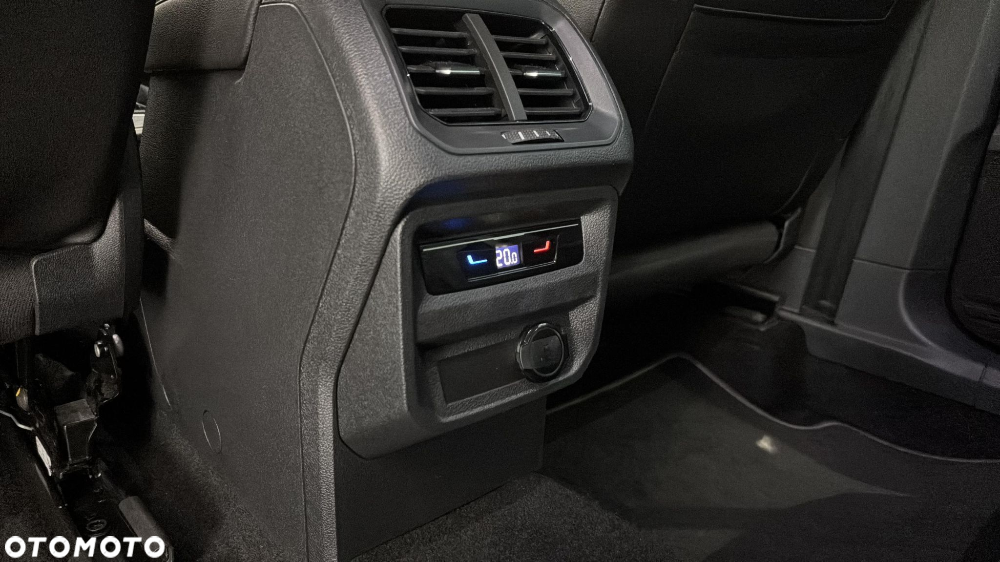 Volkswagen Tiguan 1.5 TSI EVO R-Line DSG - 21