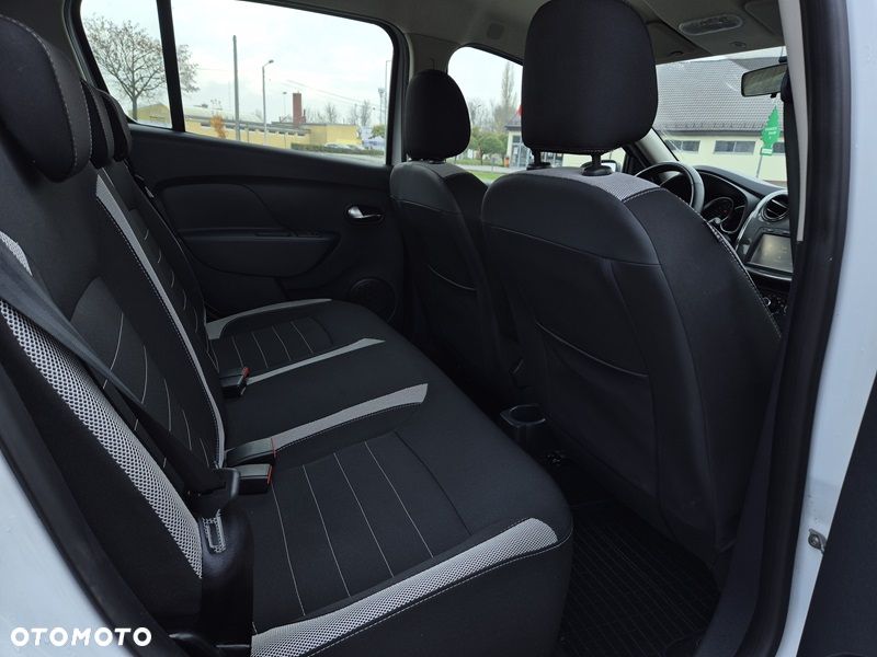 Dacia Sandero Stepway Blue dCi 95 Prestige - 9