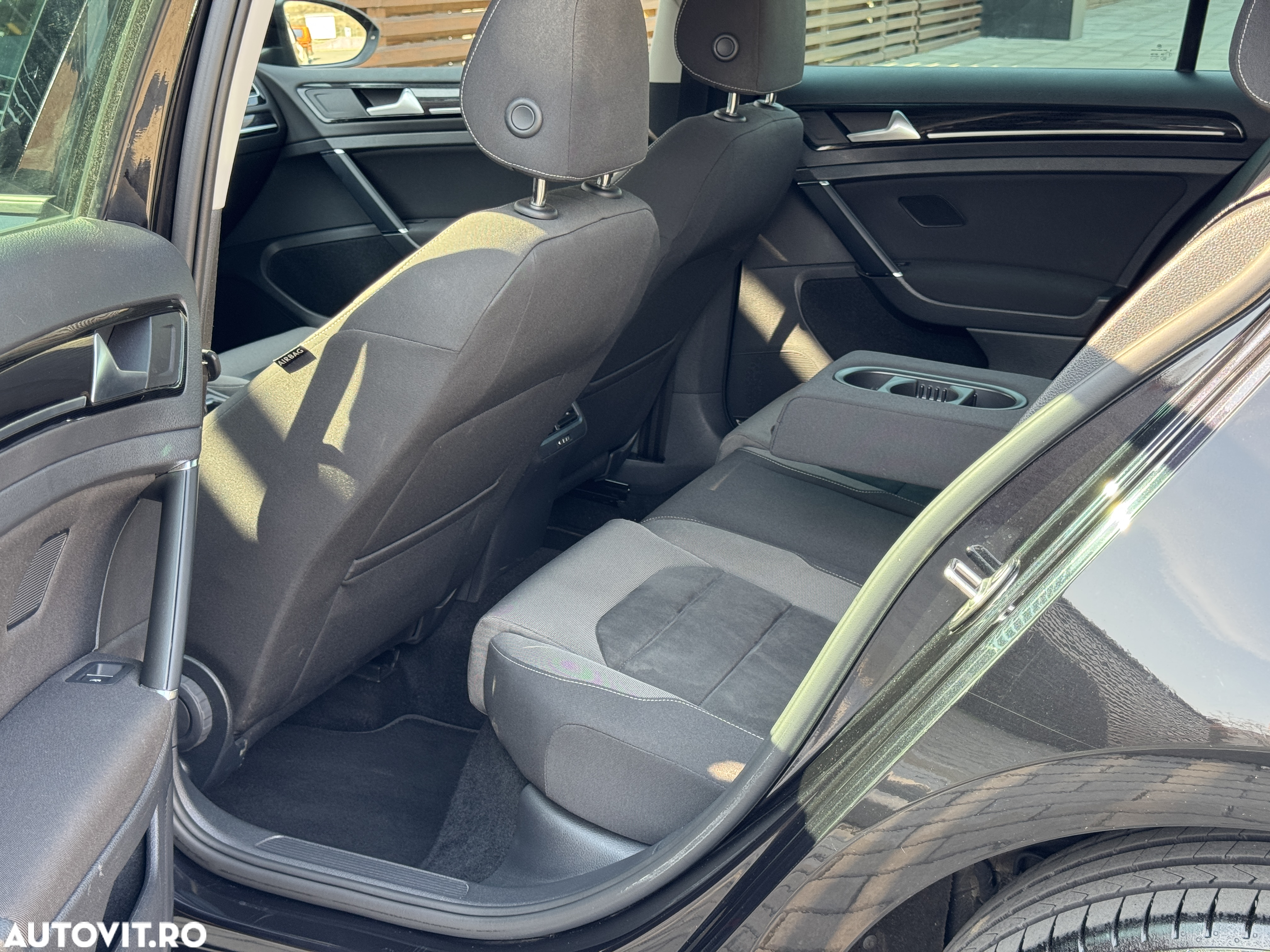 Volkswagen Golf 1.6 TDI DSG Highline - 14