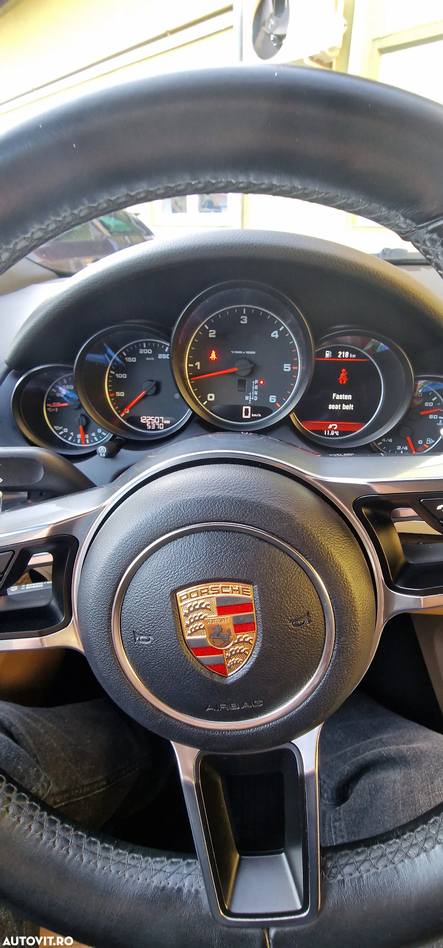 Porsche Cayenne 3.0 L - 3