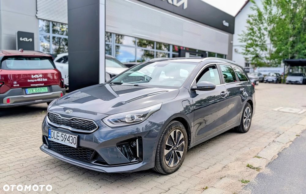 Kia Ceed - 1