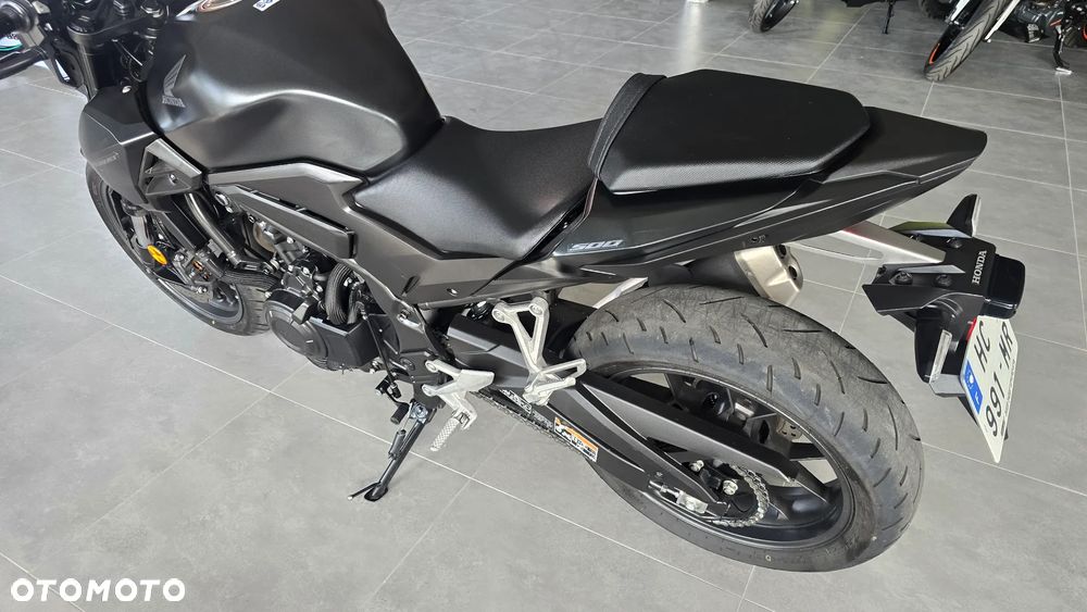 Honda Hornet - 20