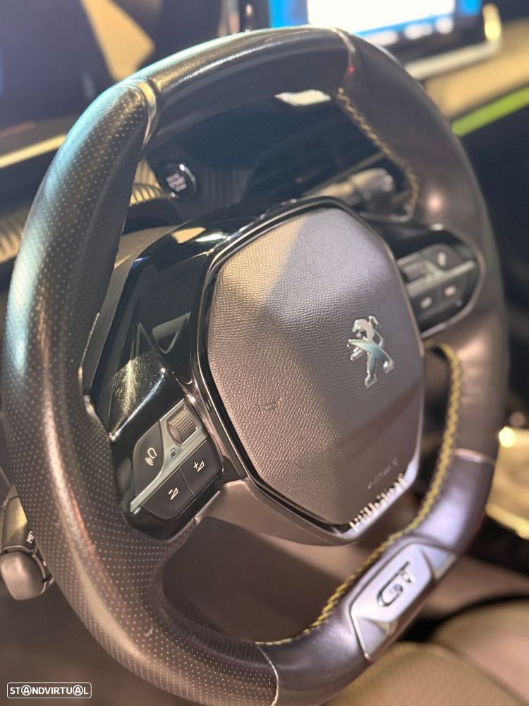 Peugeot 2008 1.2 PureTech GT Line - 20