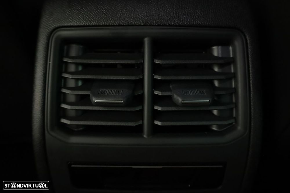 Cupra Formentor 1.4 e-Hybrid DSG - 23