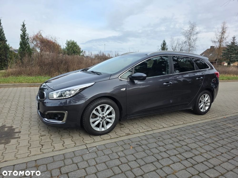 Kia Ceed 1.6 CRDi SCR L Business Line Plus - 1