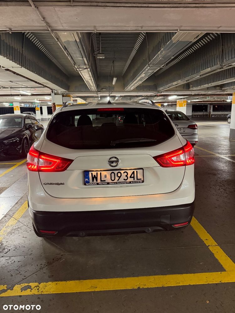 Nissan Qashqai 1.6 DIG-T N-Connecta - 8