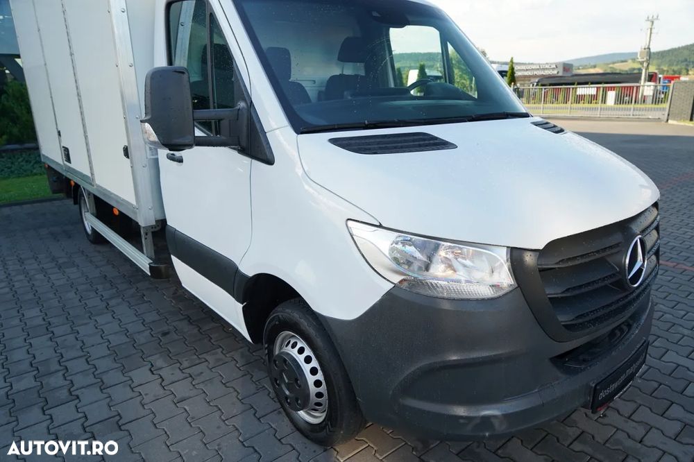 Mercedes-Benz SPRINTER 315 CDI / CONTAINER 4.4 M / 750 KG LIFT / TWIN / IMPORTAT - 13