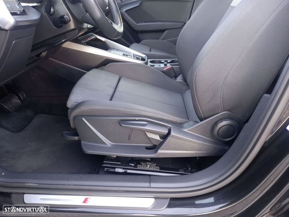 Audi A3 Limousine 30 TFSI Advanced S tronic - 11