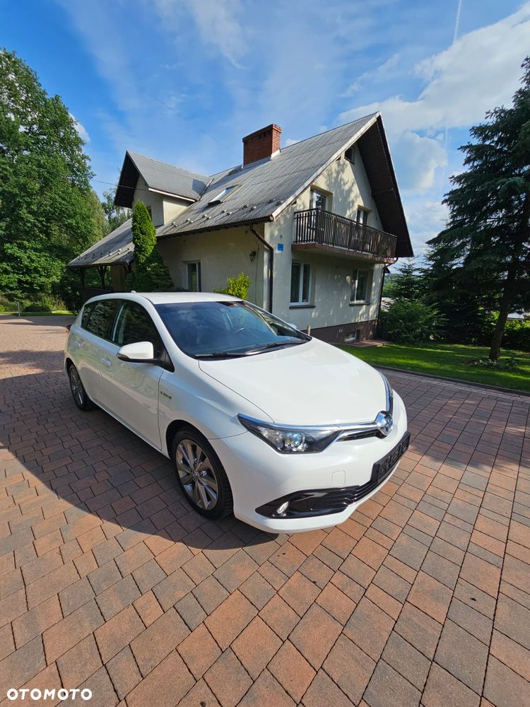 Toyota Auris - 13