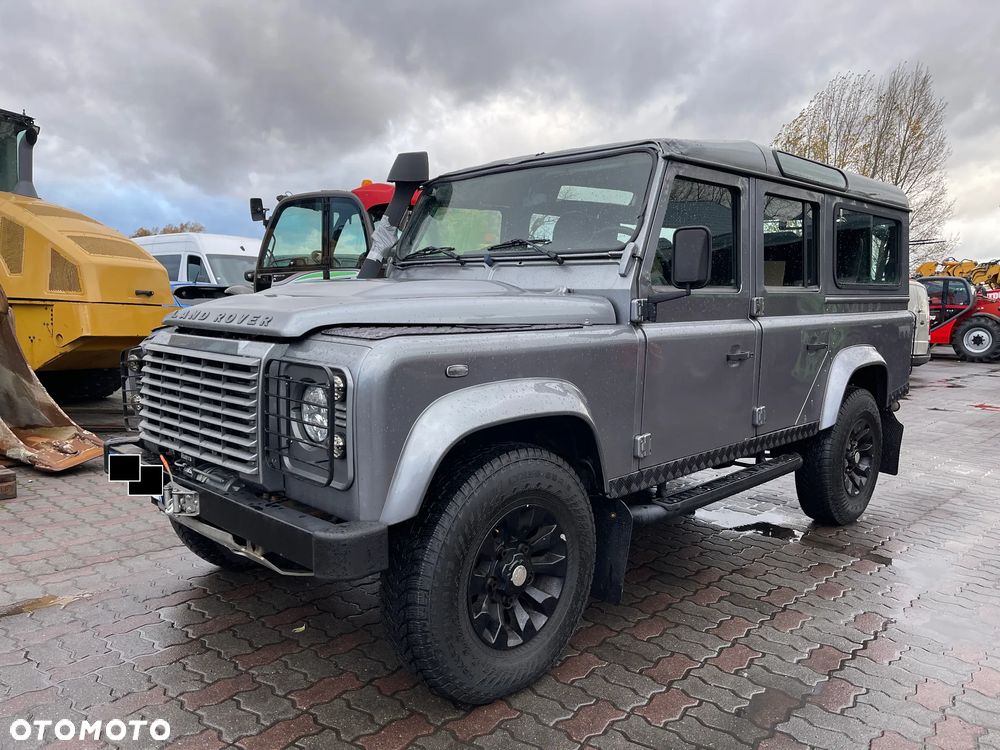 Land Rover Defender 110 DPF Station Wagon Adventure - 35