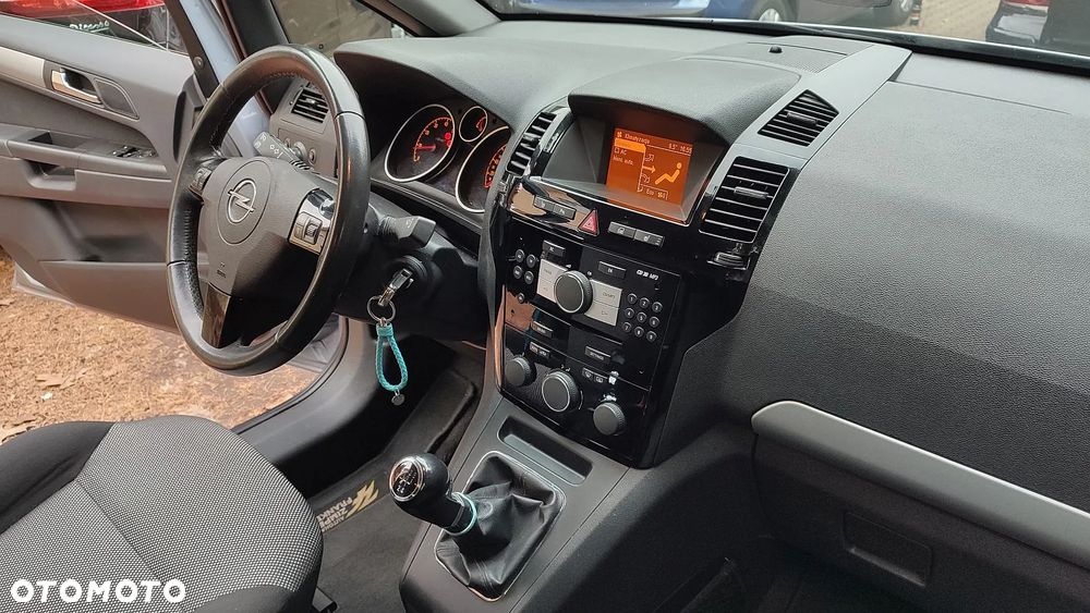 Opel Zafira 1.8 Selection - 18