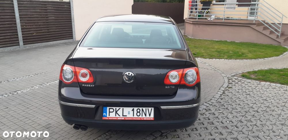 Volkswagen Passat 2.0 TDI Comfortline - 6