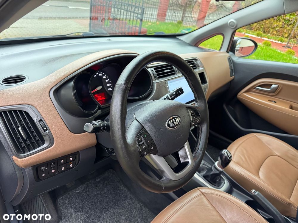 Kia Rio 1.4 Platinum Edition - 17