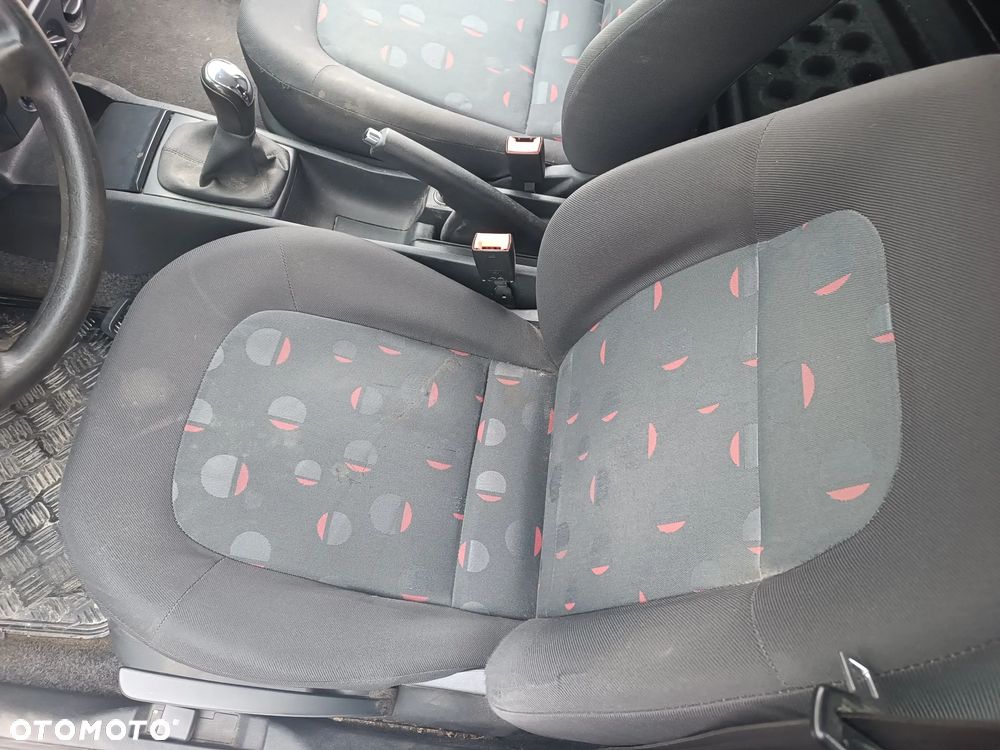 Skoda Fabia 1.4 16V Comfort - 14