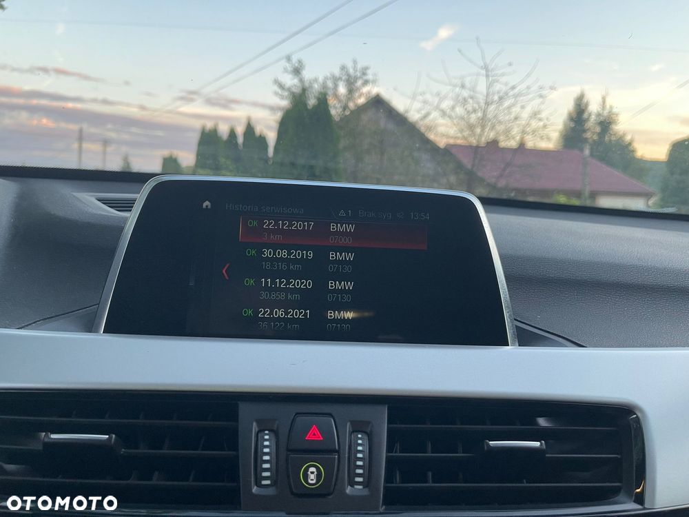 BMW X1 xDrive18d Advantage - 9