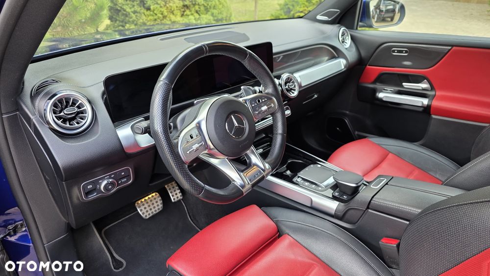 Mercedes-Benz GLB - 9