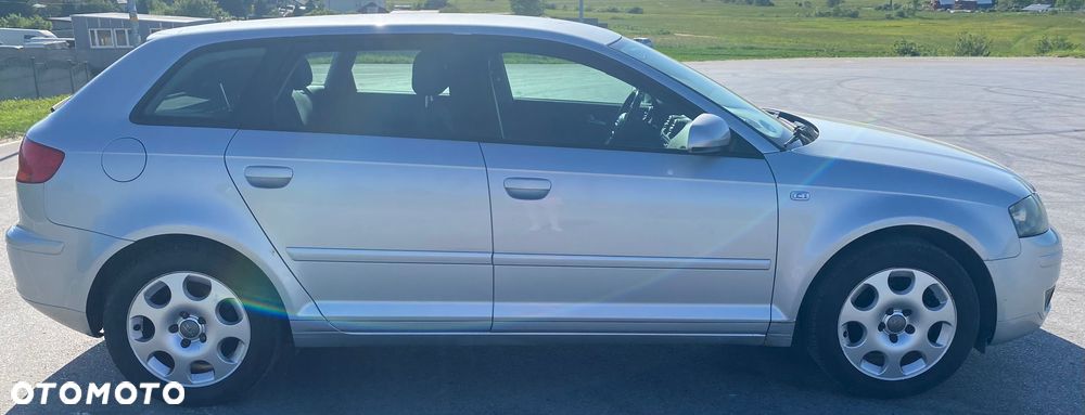 Audi A3 Sportback 1.6 Ambiente - 5