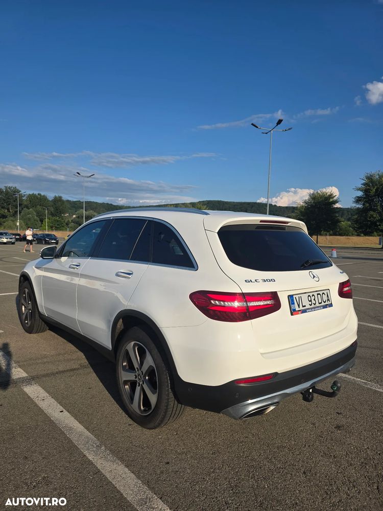 Mercedes-Benz GLC - 4