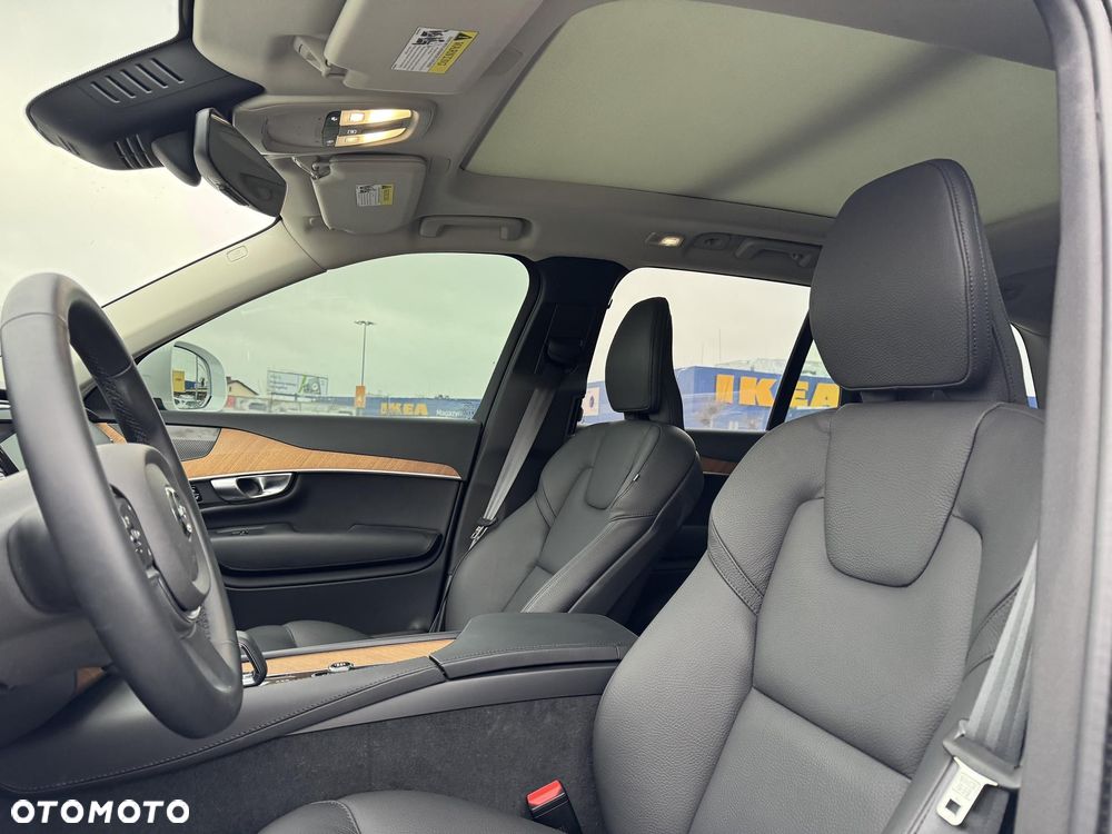 Volvo XC 90 - 26