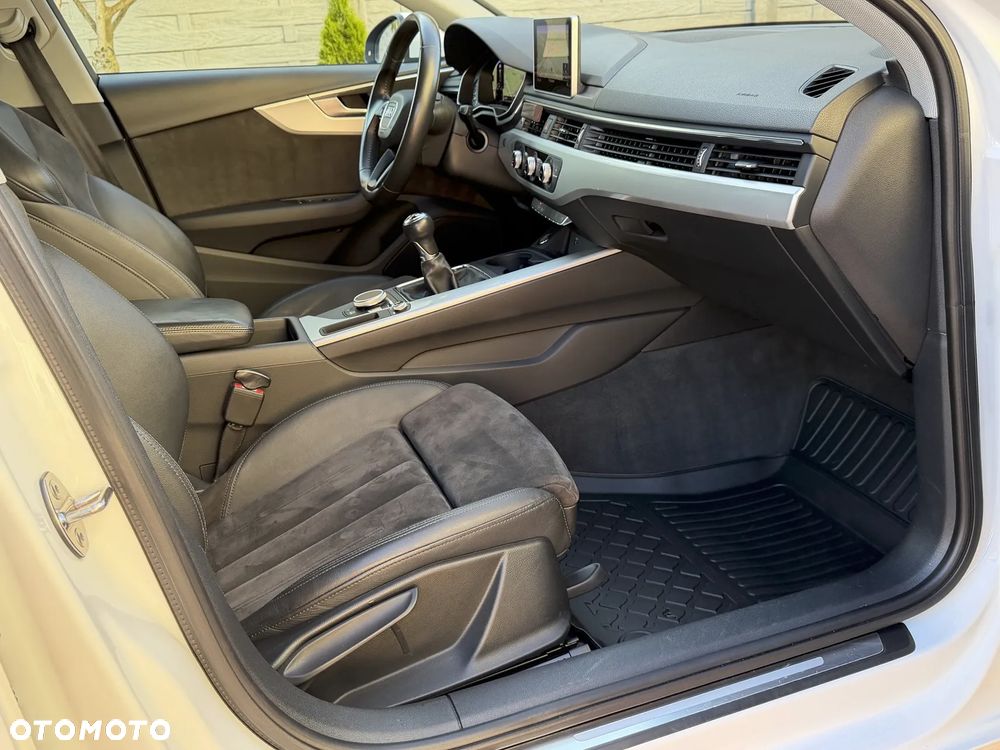 Audi A4 Avant 2.0 TDI - 16