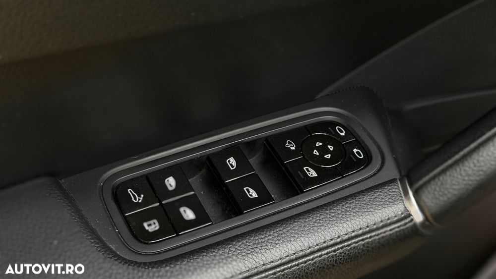 Porsche Cayenne Tiptronic S Platinum Edition - 22