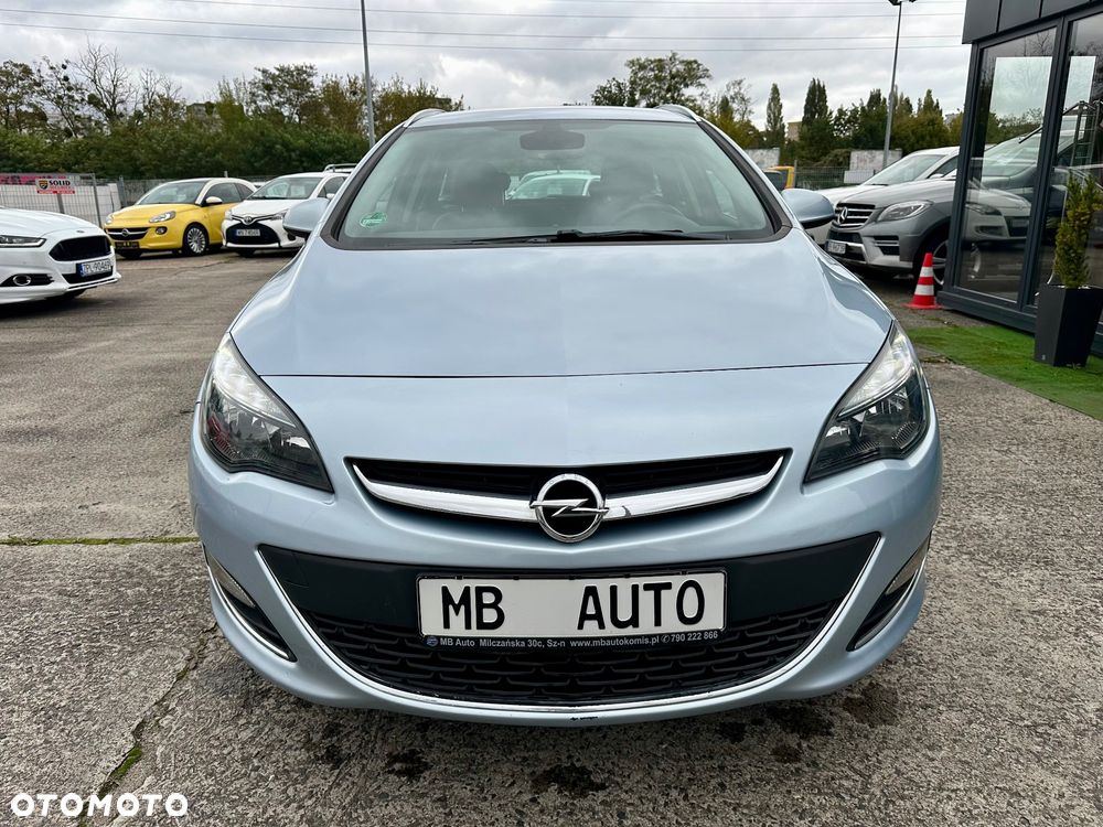 Opel Astra 1.6 ECOTEC DI Turbo ecoFLEX Start/Stop Exklusiv - 9