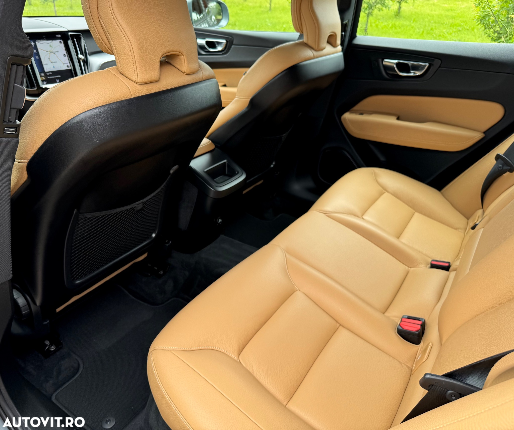 Volvo XC 60 B4 D AWD Geartronic Momentum - 18