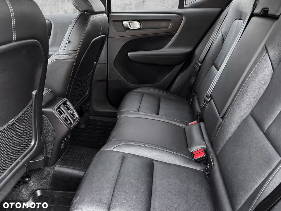 Volvo XC 40 D3 AWD Inscription - 17