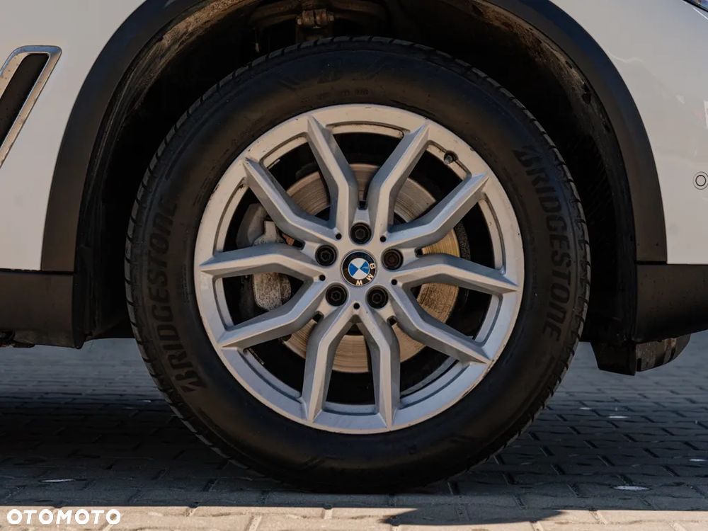 BMW X5 xDrive25d xLine - 4