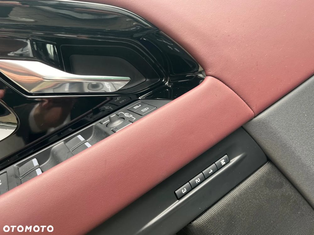 Land Rover Range Rover Evoque - 8