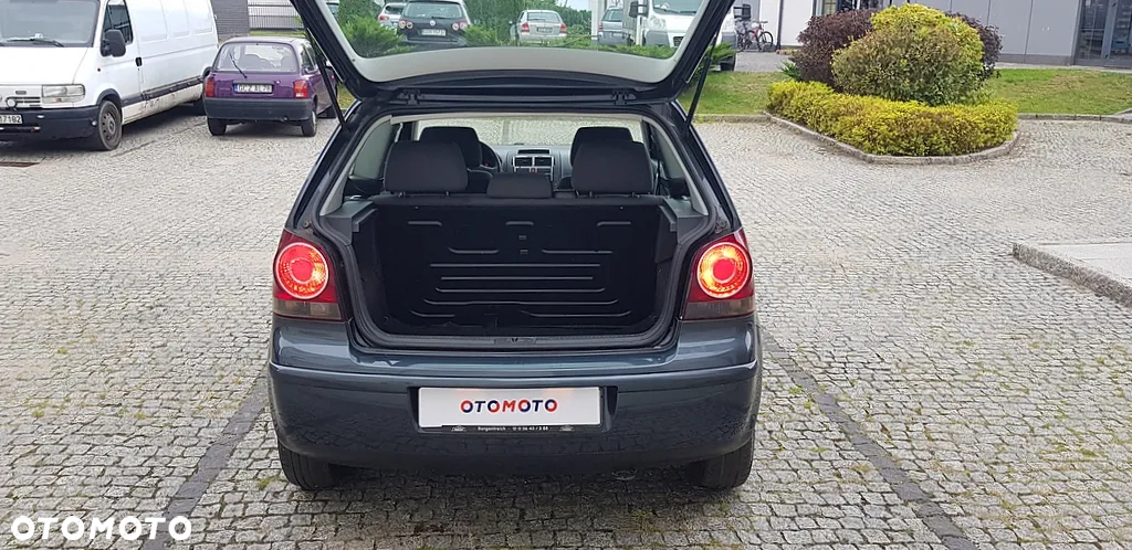 Volkswagen Polo 1.2 Comfortline - 11