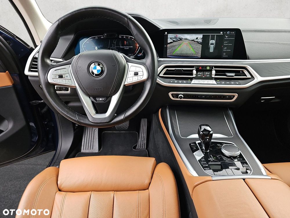 BMW X7 - 11