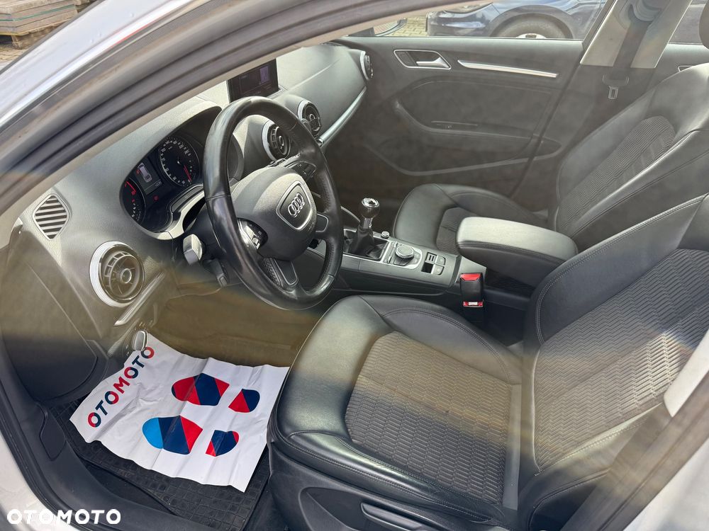 Audi A3 Sportback - 6