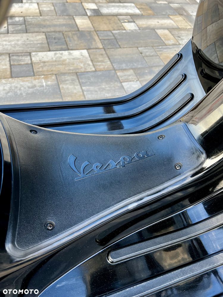 Vespa GTS - 21