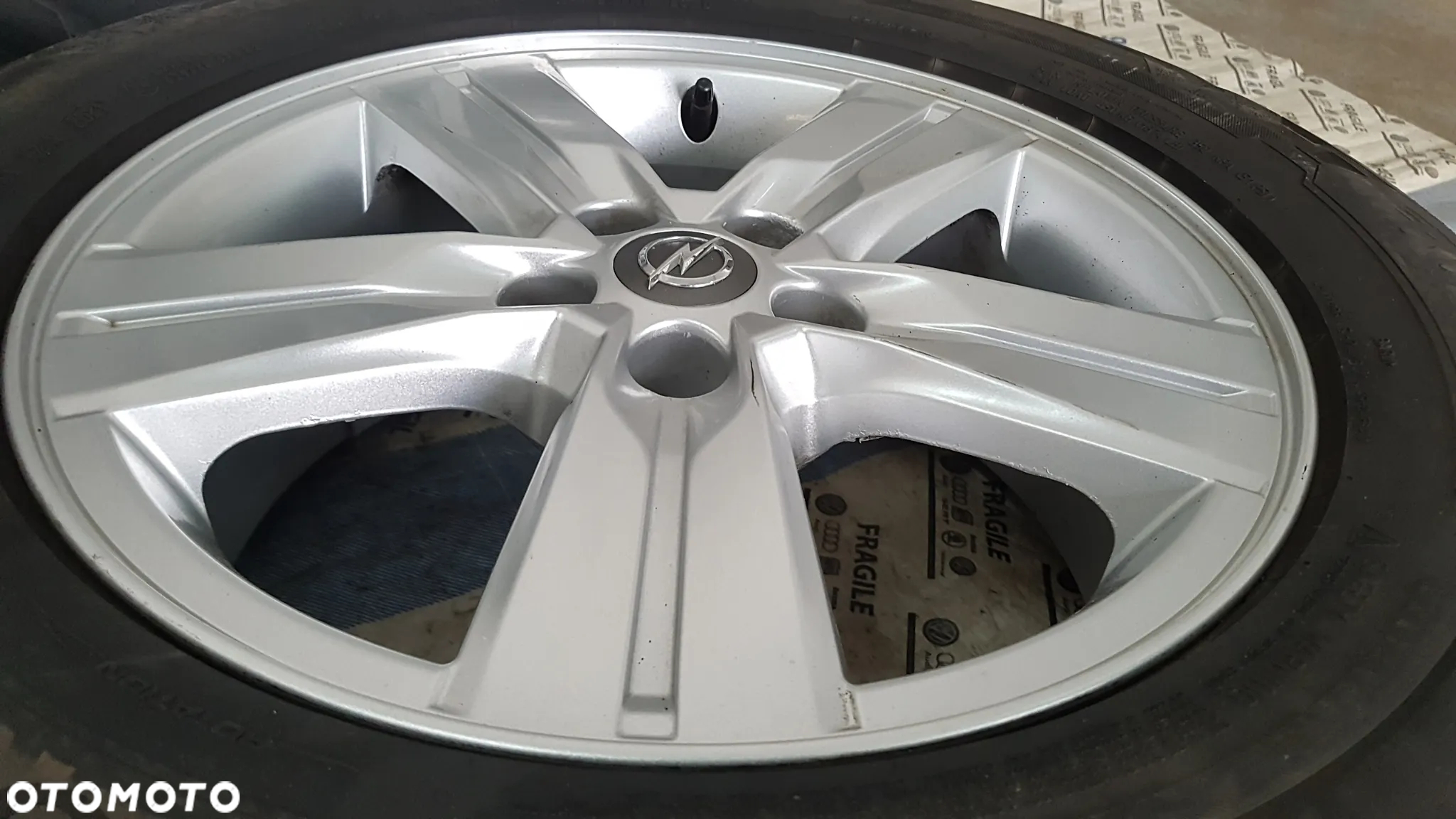 KOŁA ZIMOWE Z CZUJNIKAMI TMPS OPEL MOKKA TRAX  5X105  6,5JX16  215/65R16  215/65/16 - 21