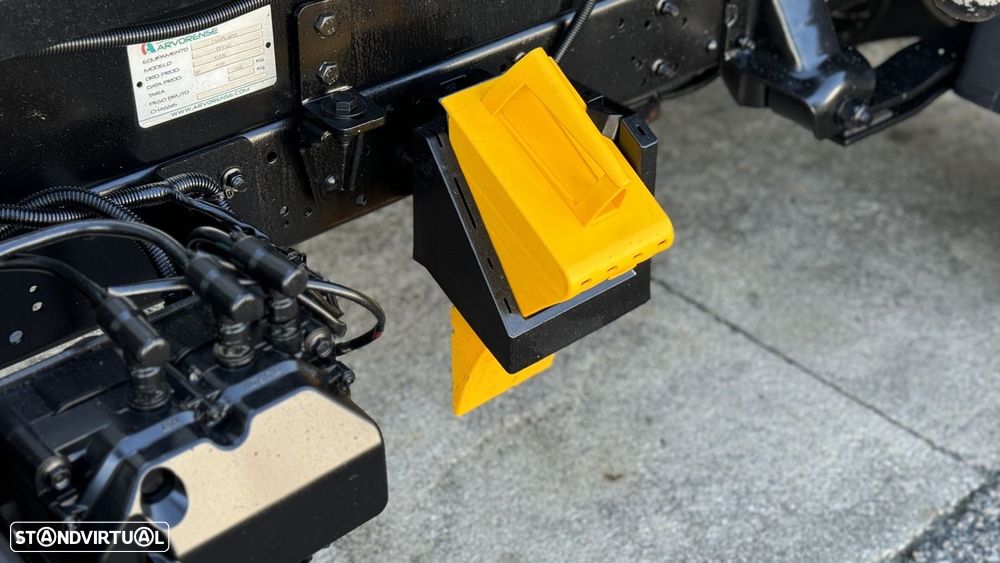 Nissan Cabstar NT 400 3.0 dCi Tri-Basculante - 32