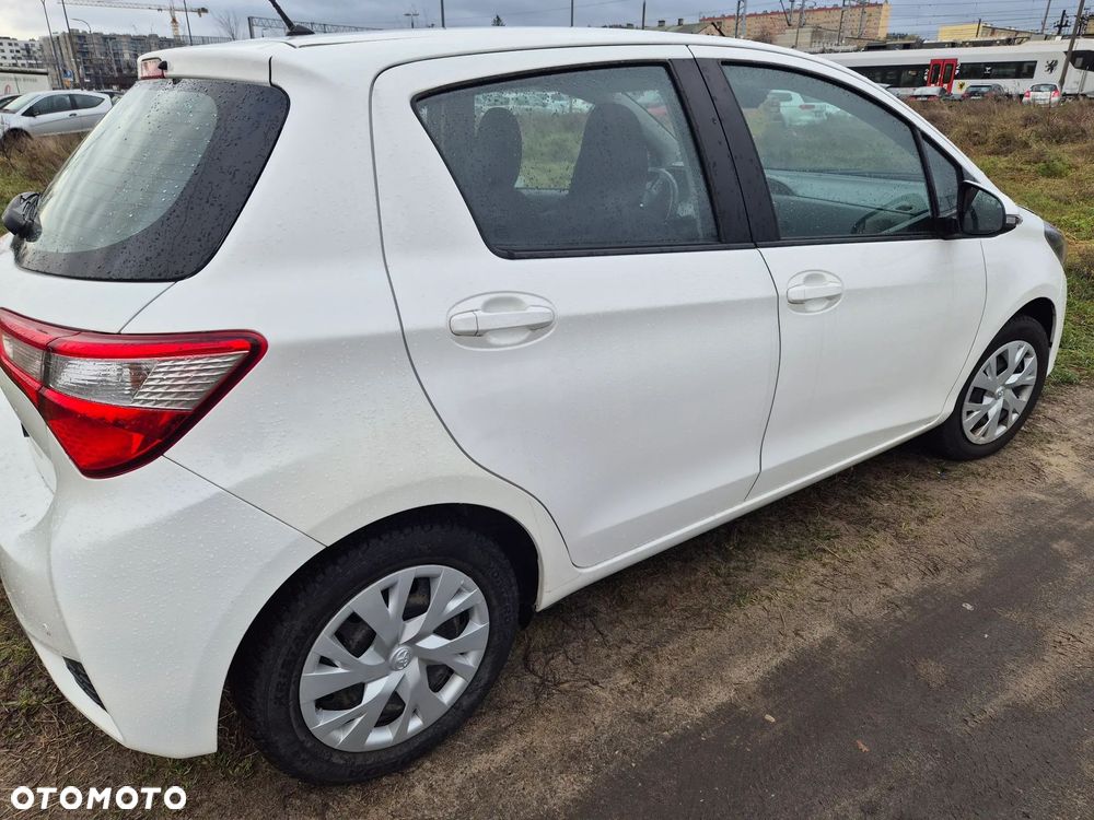Toyota Yaris 1.5 Premium - 7