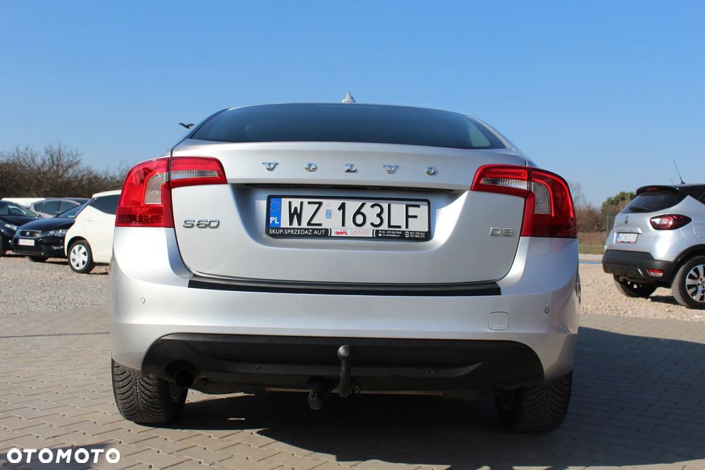 Volvo S60 D3 Summum - 11
