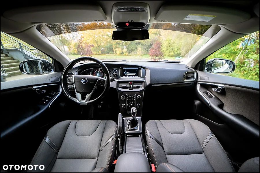 Volvo V40 Cross Country - 7