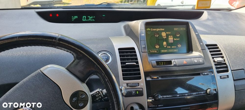 Toyota Prius 1.5 VVT-i Prestige - 8